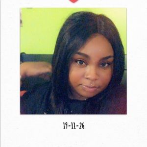 Meet your Posher, Shelliana